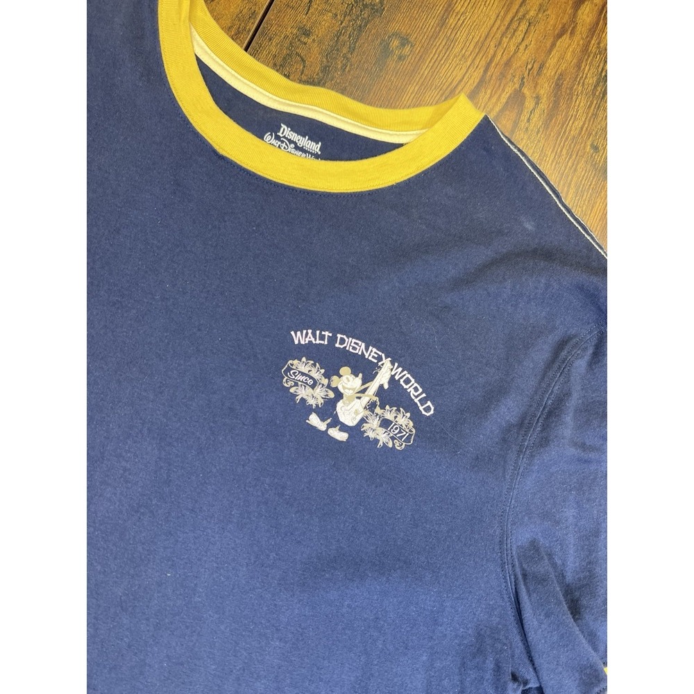 Walt Disney World Fun in the Sun Mickey Mouse Est 1971 Sz L Blue Yellow T-shirt